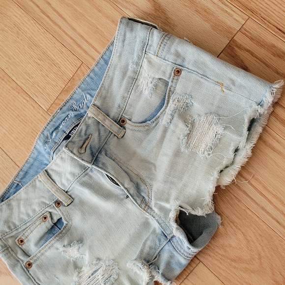 American eagle stretchy Jean shorts - Picture 2 of 4
